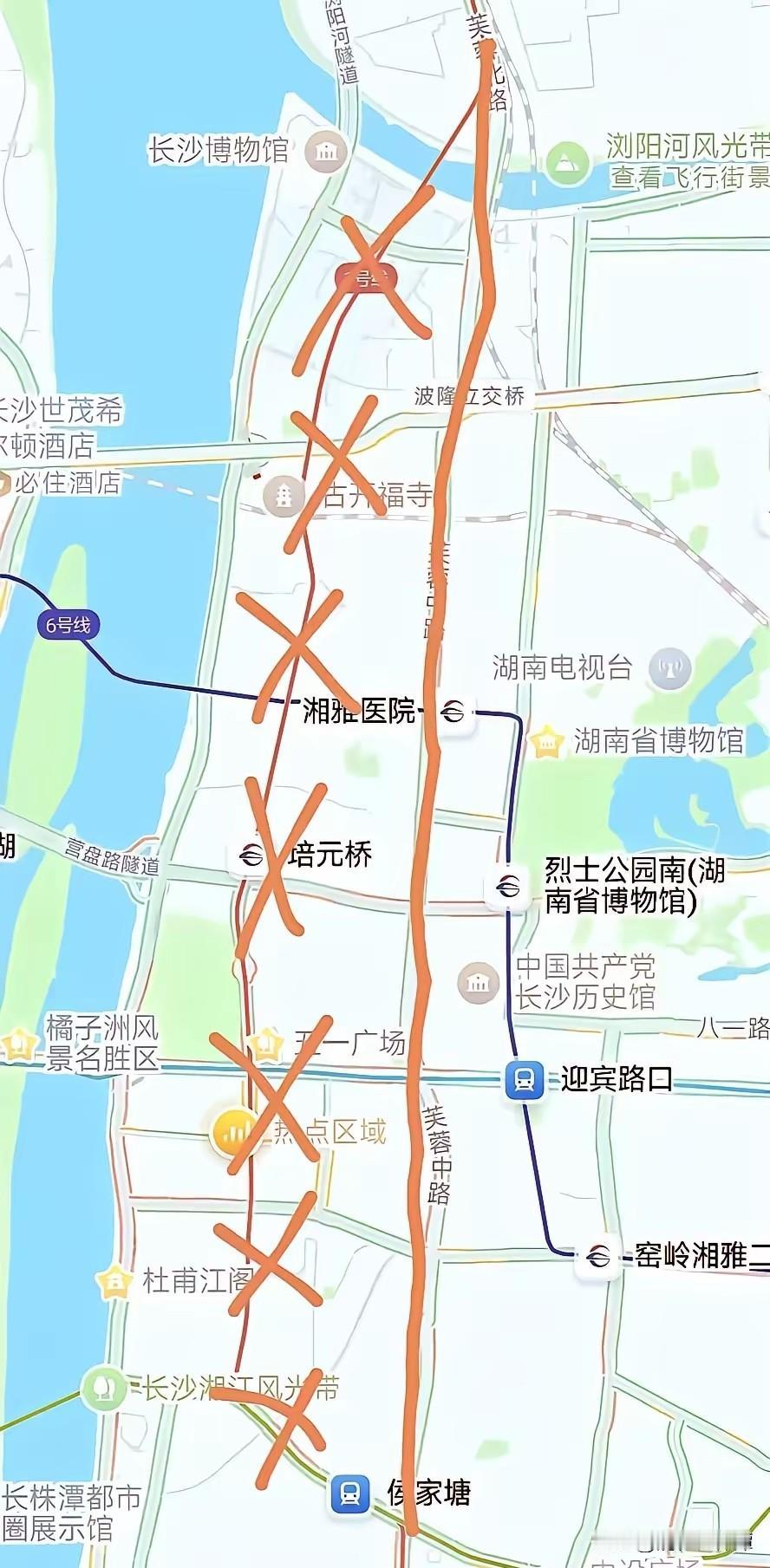 没想明白！长沙地铁1号线为何要拐这么一个弯？作为长沙首条地铁线路，城区段明明可