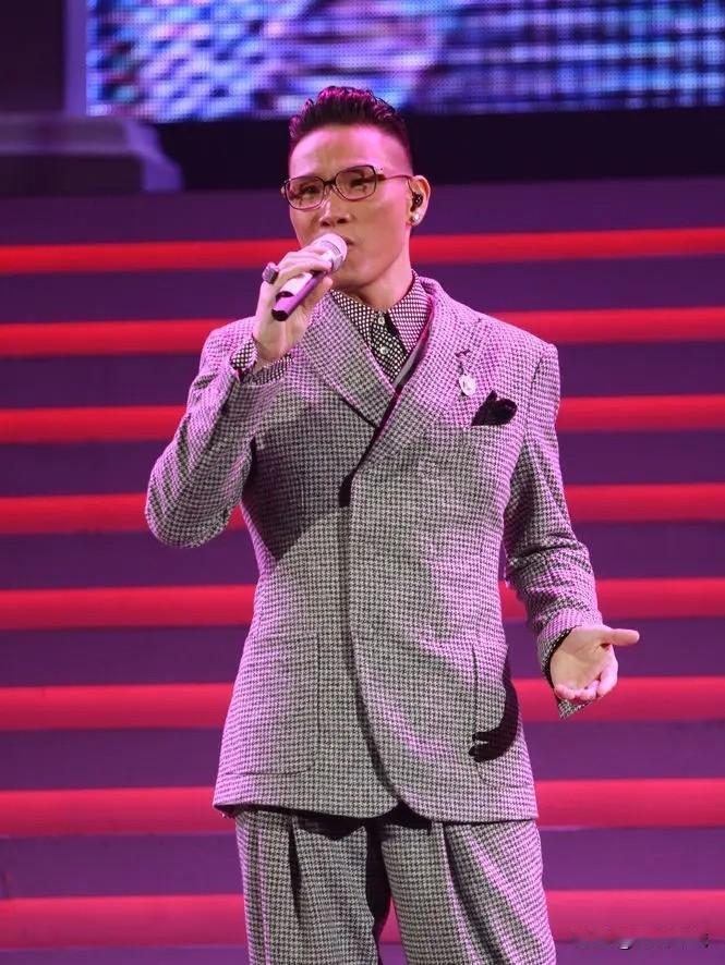 浙江温州这次反应很快，苏永康演唱会因为涉毒前科被投诉后迅速取消。但问题是：为什么