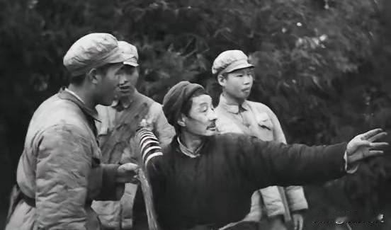 听音辨敌：1945年敌后战场的生死决断1945年，八路军团长外出，路上遇到