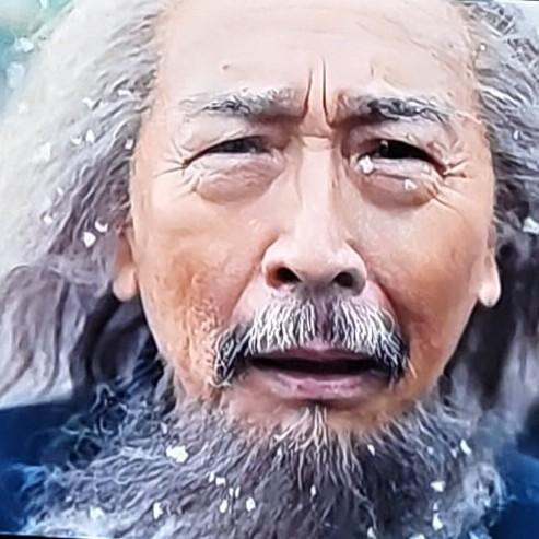 央视热播剧《八千里路云和月》中，张汝贤见日本人进入租界后跳楼的情节，着实令人揪心