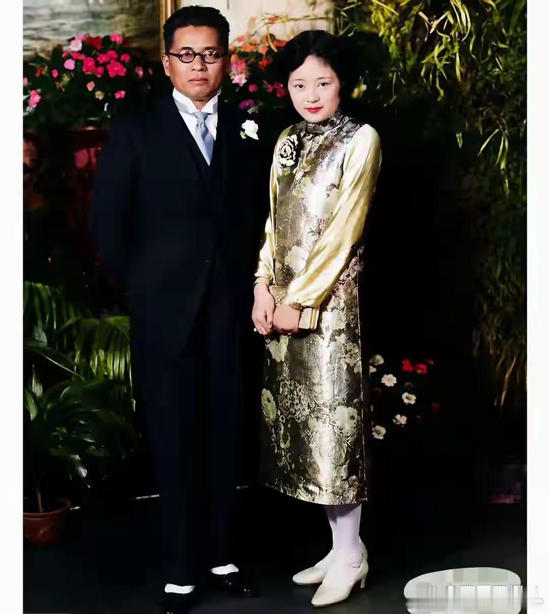 1928年，宋子文与张乐怡的一张罕见合影，此时她34岁，西装革履，英俊潇洒，气质