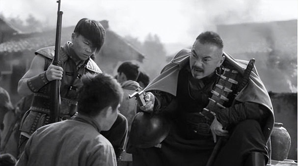 剿匪英雄杨子荣牺牲真相：凶手隐姓埋名22年，真相令人泪目一名剿匪英雄，于东北雪