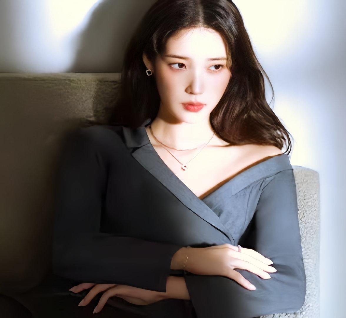 #IU#IU｜J.ESTINA拍摄​