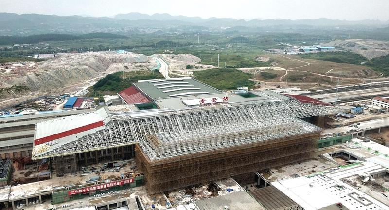 1死2伤！昆明火车站事故警醒：“天窗制度”是保命线，别拿工期换性命11月2