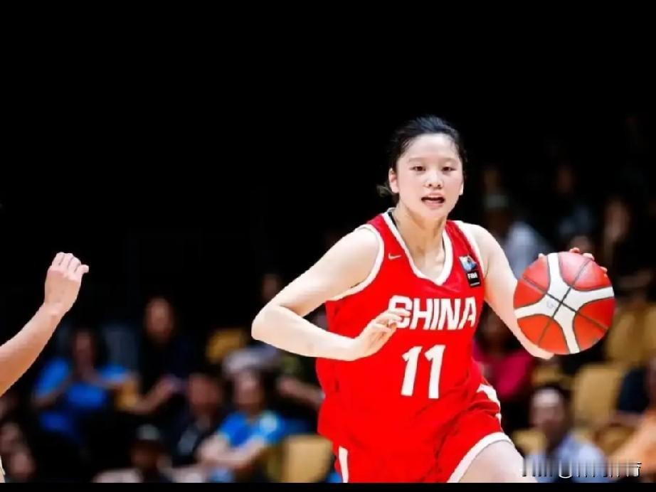 狂胜30分！U18女篮热身四战全胜，集体篮球闪耀，亚青赛争冠迎来强援U18