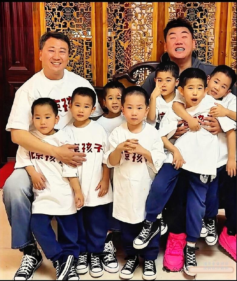 北京七胞胎真人葫芦娃，养育成本超乎想象谁见过实打实的真人版葫芦娃？北京这户人