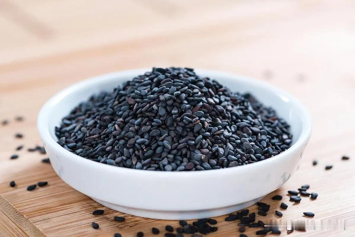 23个坑人养生误区！人民日报揭穿真相，很多人被骗大半辈子“一天不能吃超过两