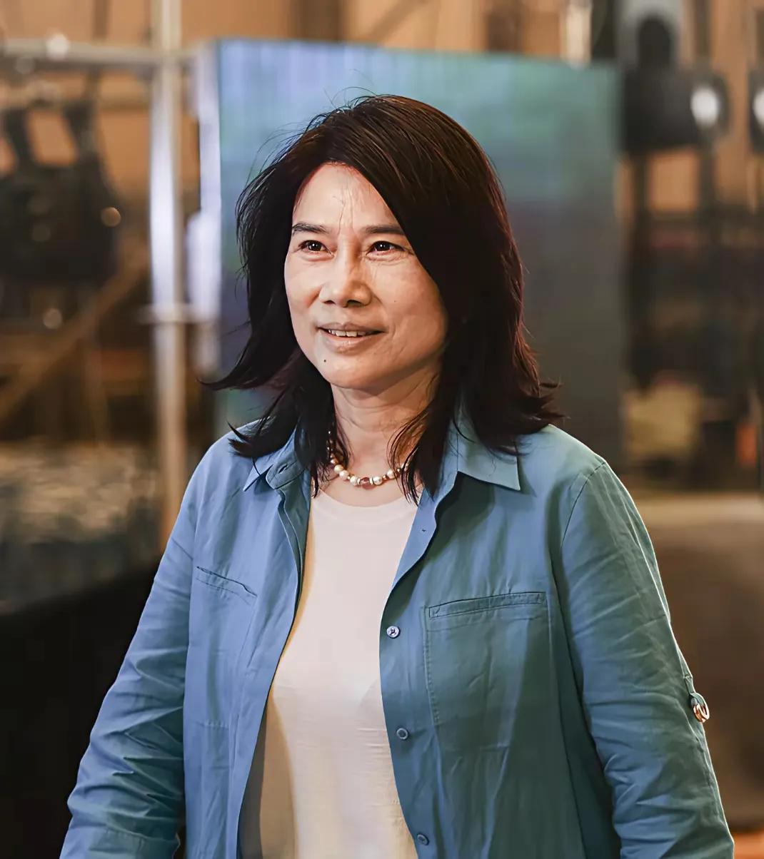 终于弄明白董明珠为什么被人民日报点名了。她最近几句话，句句都像在戳当下痛点。