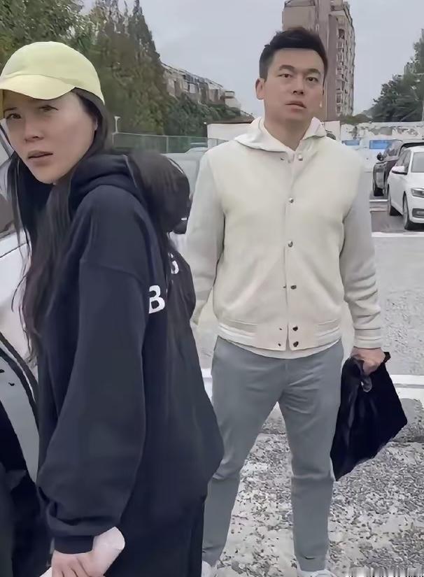 这小三长这样，算漂亮吗？很多人都觉得男人找的小三一定很不错，可我看这个小三也就