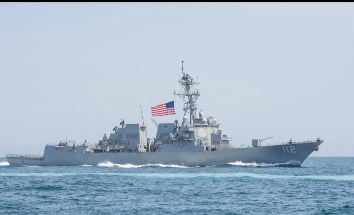 突发！伊朗电视台报道，一艘靠近霍尔木兹海峡的美国驱逐舰，通过巴基斯坦收到了伊朗