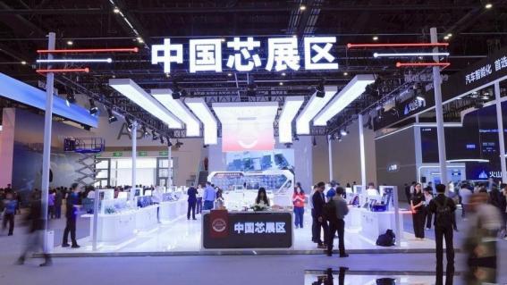 比芯片断供更可怕？中国物理博士尹志尧曾经指出：“美国的芯片专家基本上都是华人”；