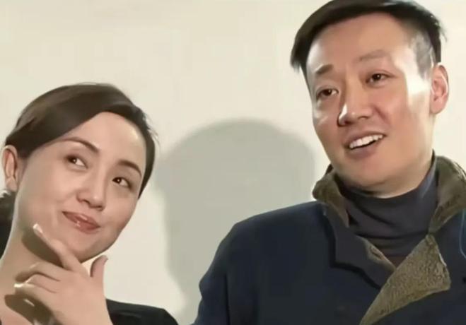 -辛柏青透露妻子遗愿，人缘太好众星悼念，劣迹艺人哀悼被骂。朱媛媛走了，带着她温