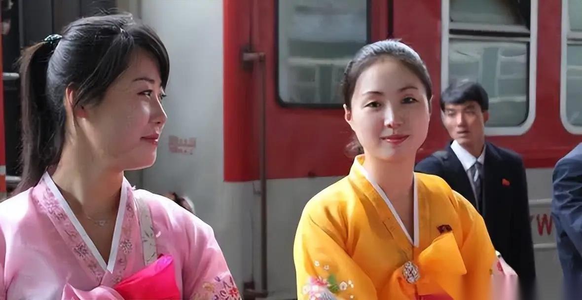 人家朝鲜女人能把“养汉”和“偷汉”区分得清清楚楚，明明白白。“养汉”指的是啥，啥