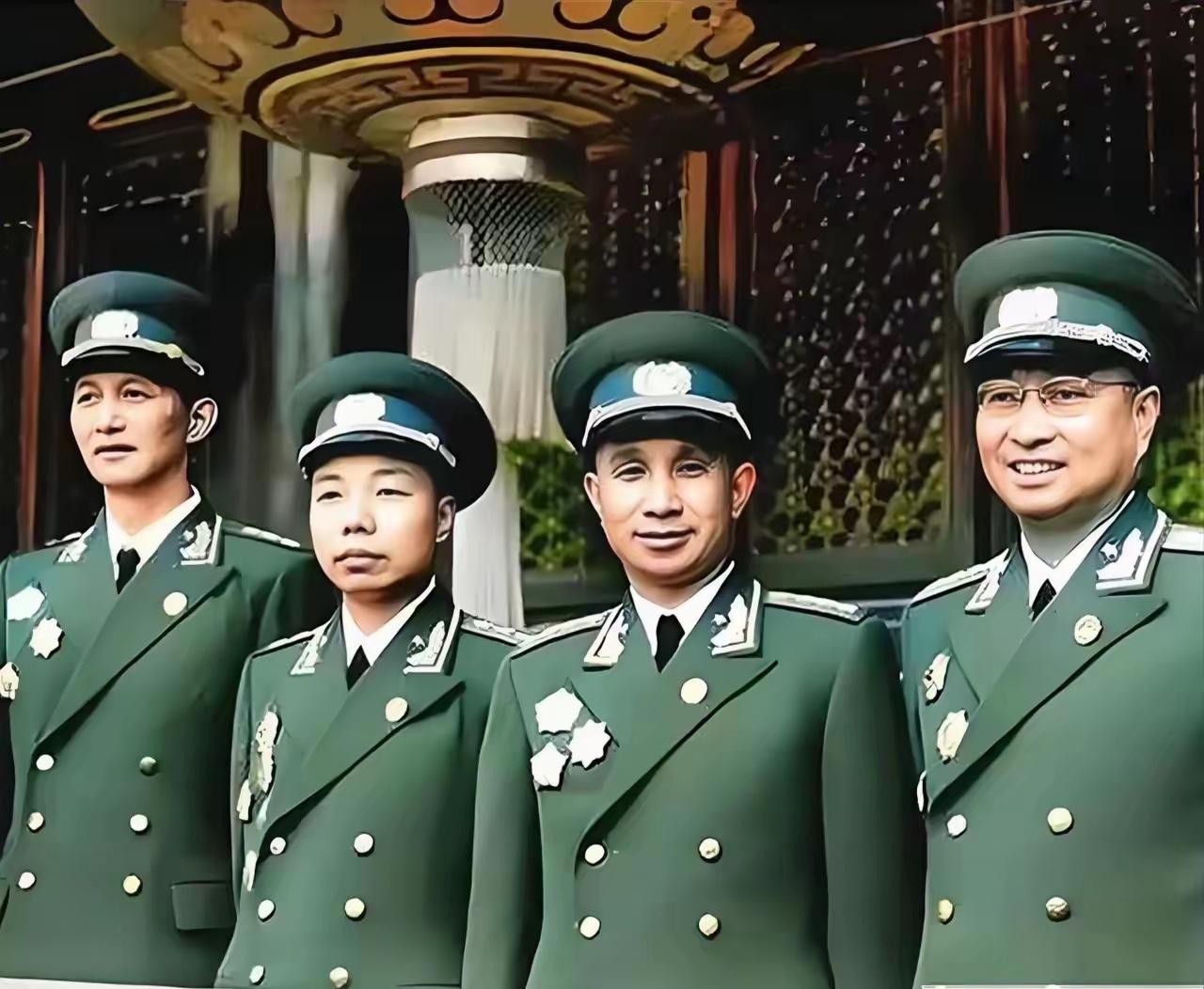 四位开国将军合影，我敢打赌，认识三位以上，绝对是历史课代表，我立即拜你为师！！