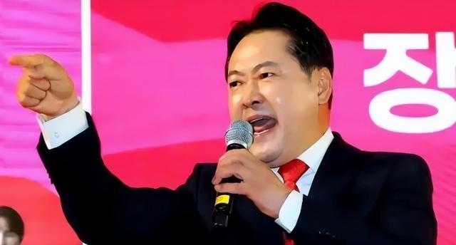 将全力以赴推翻李在明政权，韩国向世界通告：韩国最大在野党党首张东赫绝食8天，引发