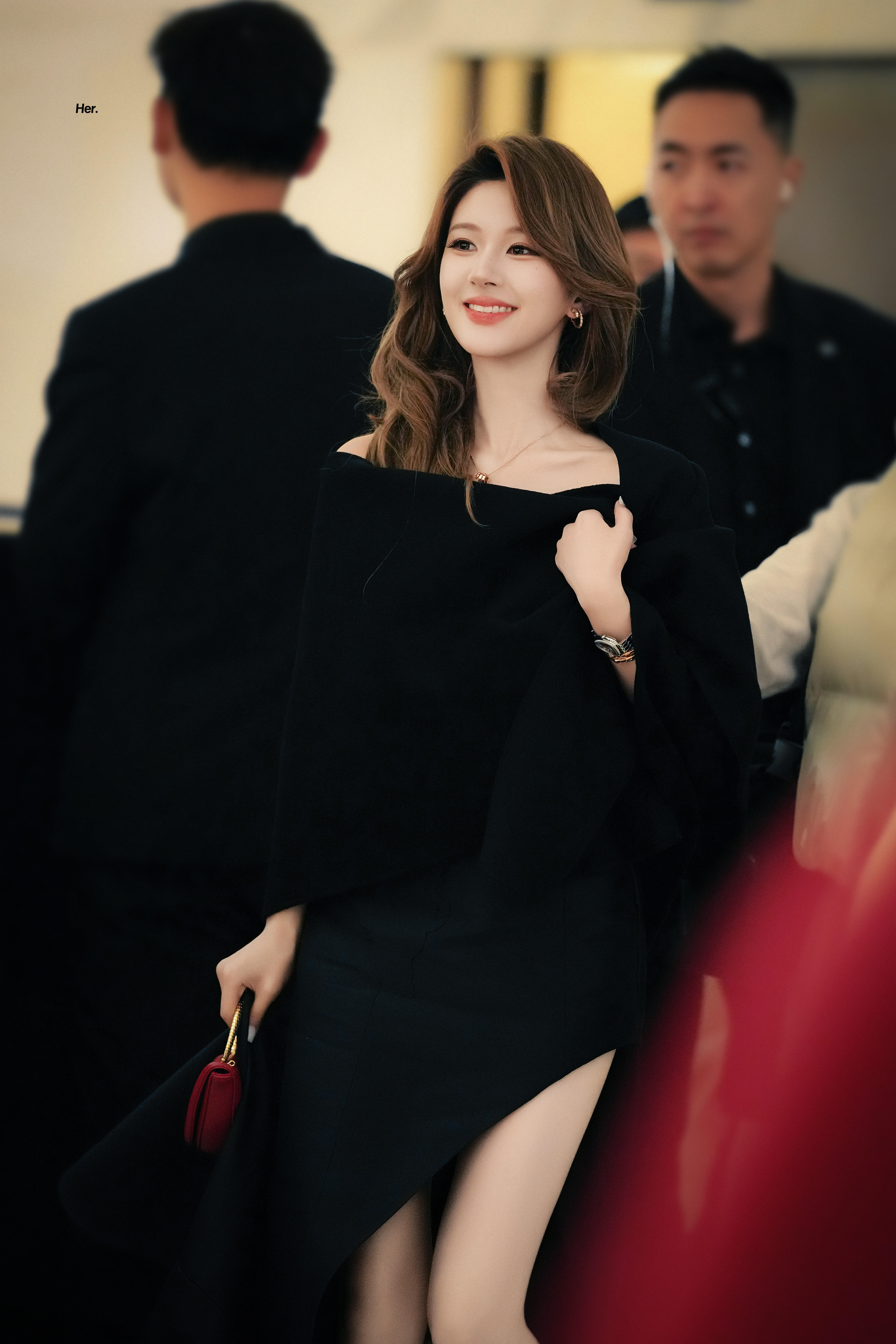 赵露思终于成为宝格丽代言人了