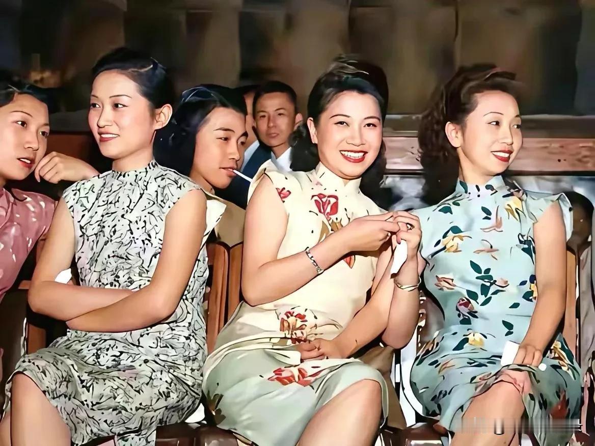 一张照片，看懂民国旗袍的审美巅峰老照片里的民国风情旗袍老照片修复这张