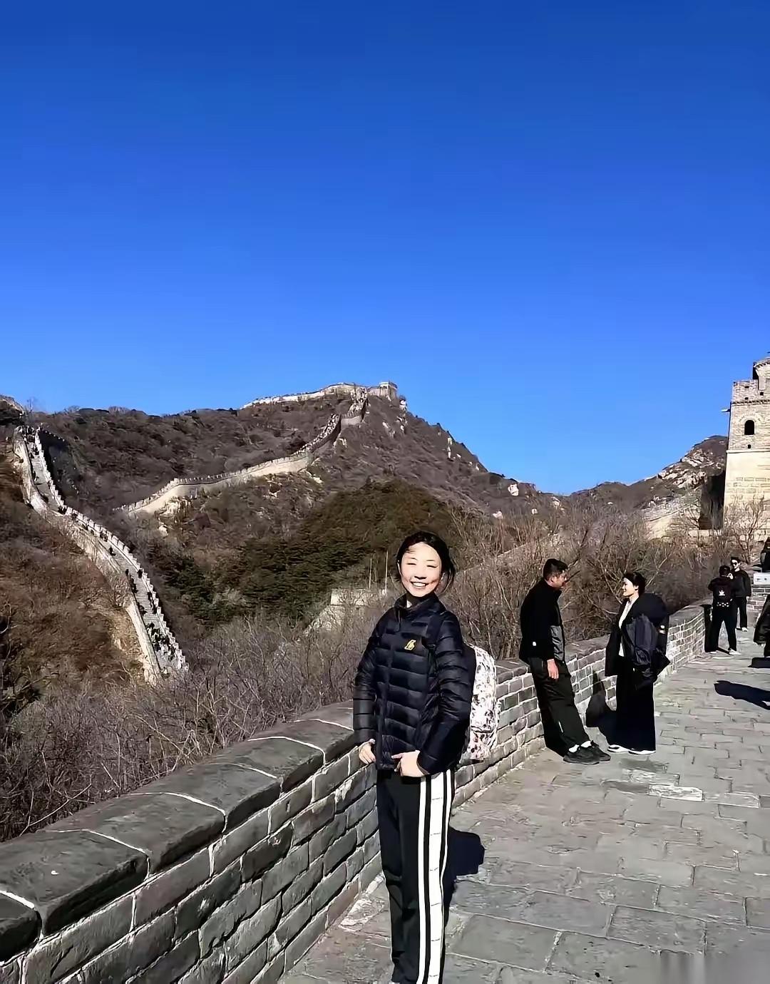 看脸这事，真有点门道。不信你瞧瞧陈欣妍，准得吓人。十九岁的姑娘，脸上就写着俩