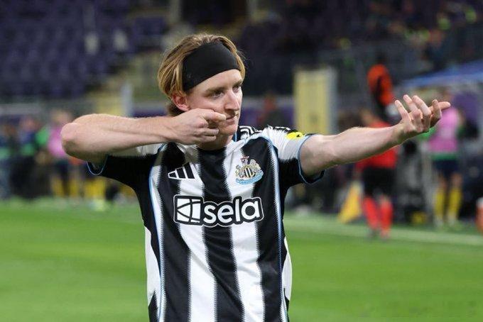 奥恩斯坦关于安东尼·戈登：“据我所知，转会利物浦并不在他或利物浦的议程上，即便是