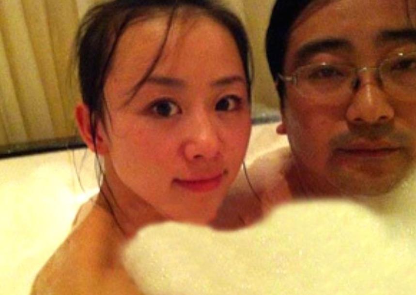 2013年，26岁女主播纪英男实名举报男友：自2009年起，对方包养自己
