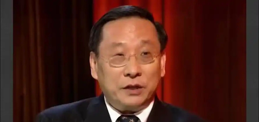 中美贸易战谁是赢家美国想用关税逼中国低头，结果搬起石头砸