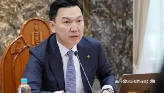蒙古这波操作，把“坐地起价”玩出了新境界，八月初刚把中俄过境货车的过路费翻了