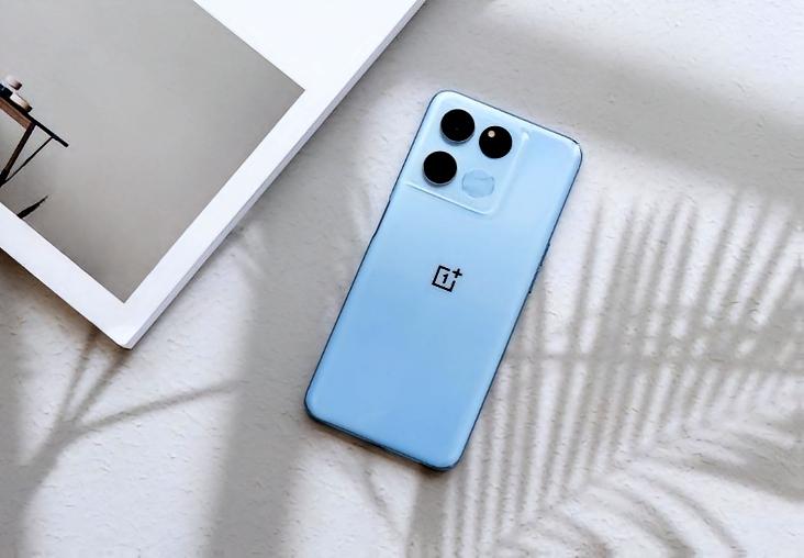 这不太正经的数码爱好者又来唠手机啦！一加Ace6价格2339元，这价位可太