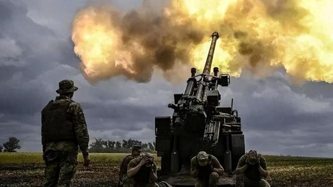 俄乌战场传来血的教训，我们最先进的歼20，绝不能再抱着火箭弹不放了2022年