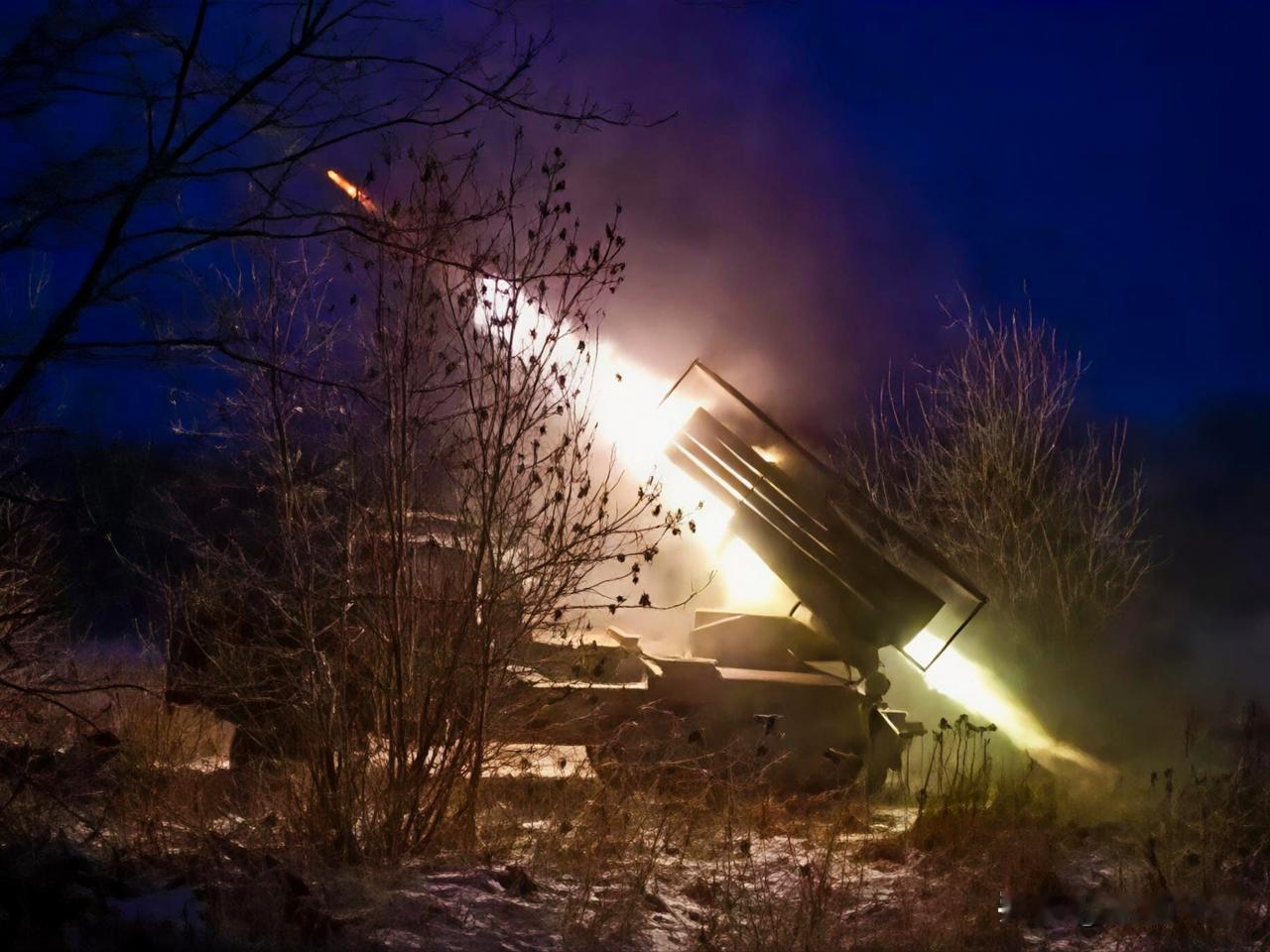 果然被我猜中了！乌克兰今天明确宣布：2月13日，乌克兰国家安全与国防委员会秘