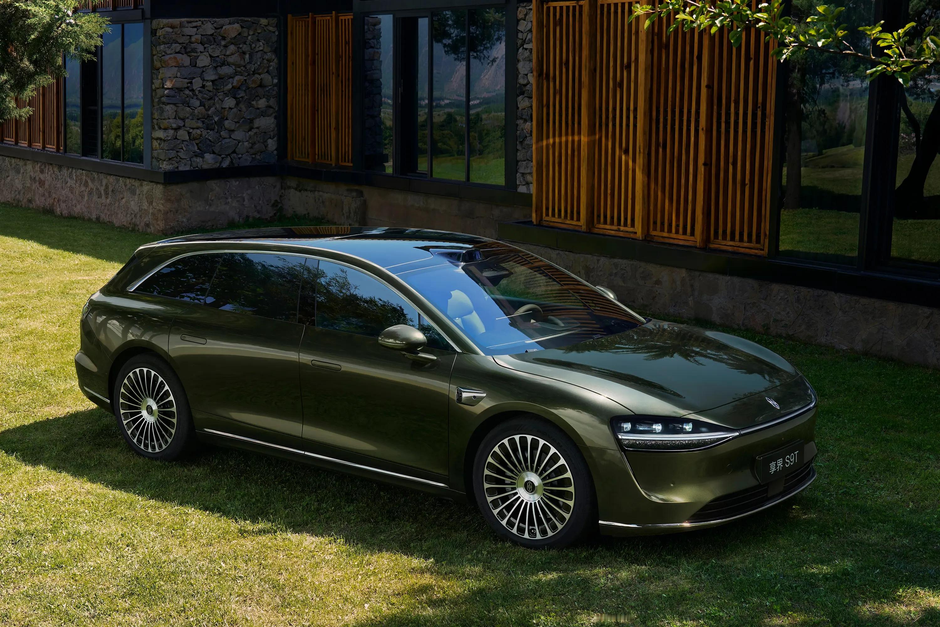 享界S9T是真把旅行车的痛点解决了。66天破3万台大定，足以见得大家对它的认可。