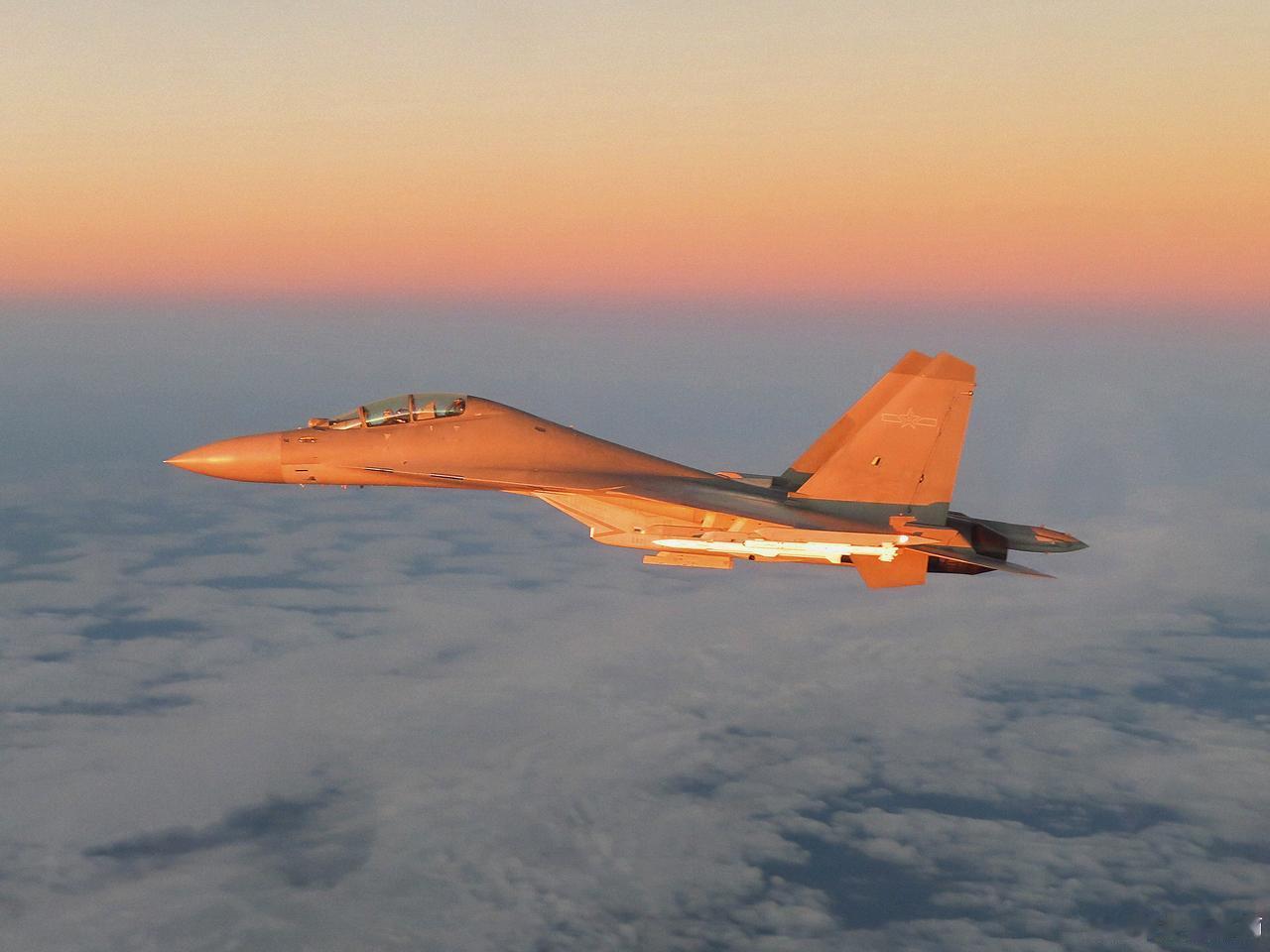 沈飞最新的总装厂房已经完工投产，预计未来形成年产150架隐身飞机的生产能力，而老