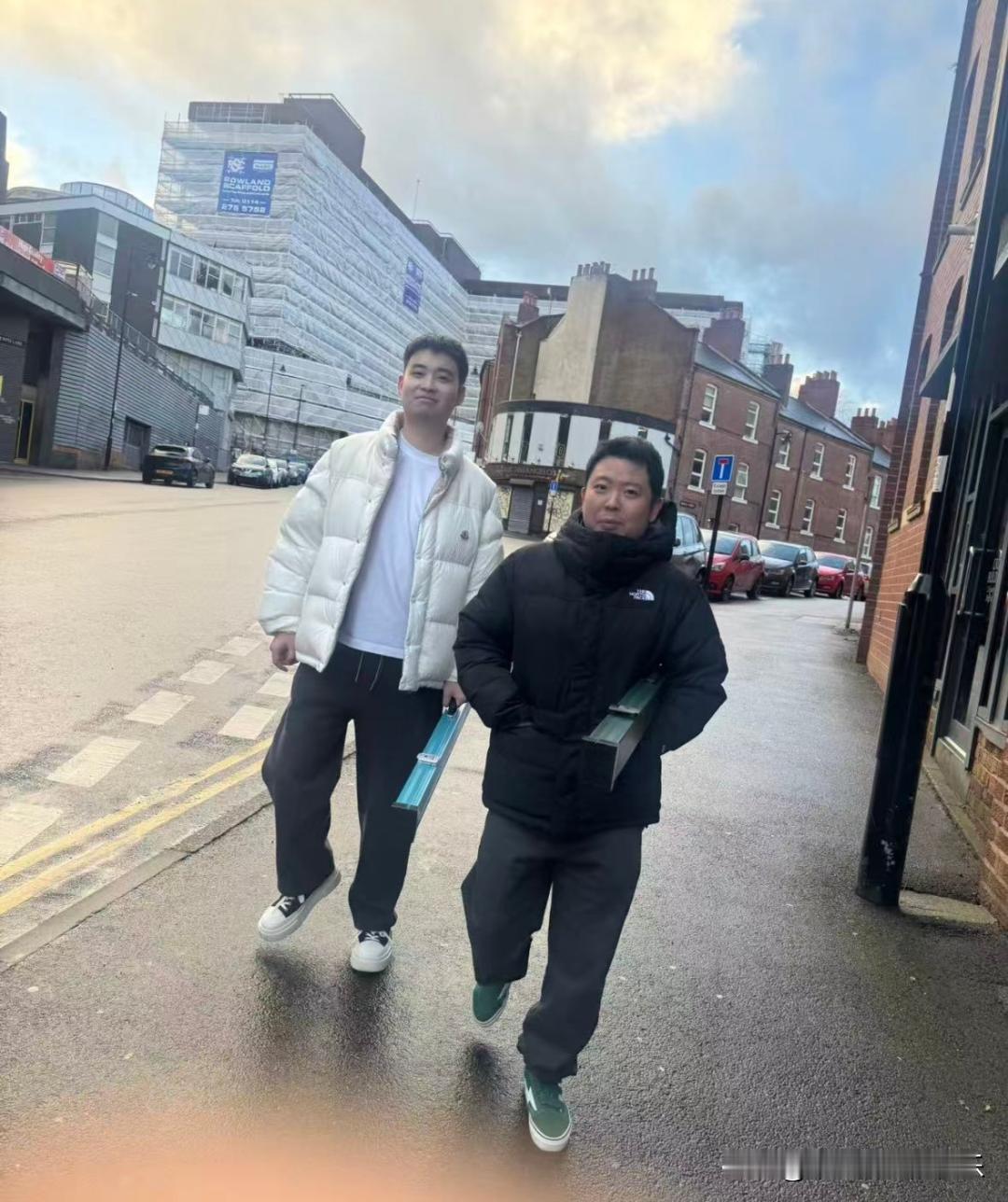 高高兴兴而来，却因为腿短被淘汰出局，要不说单局限时赛欢乐喜事多，没有人抱怨打的不