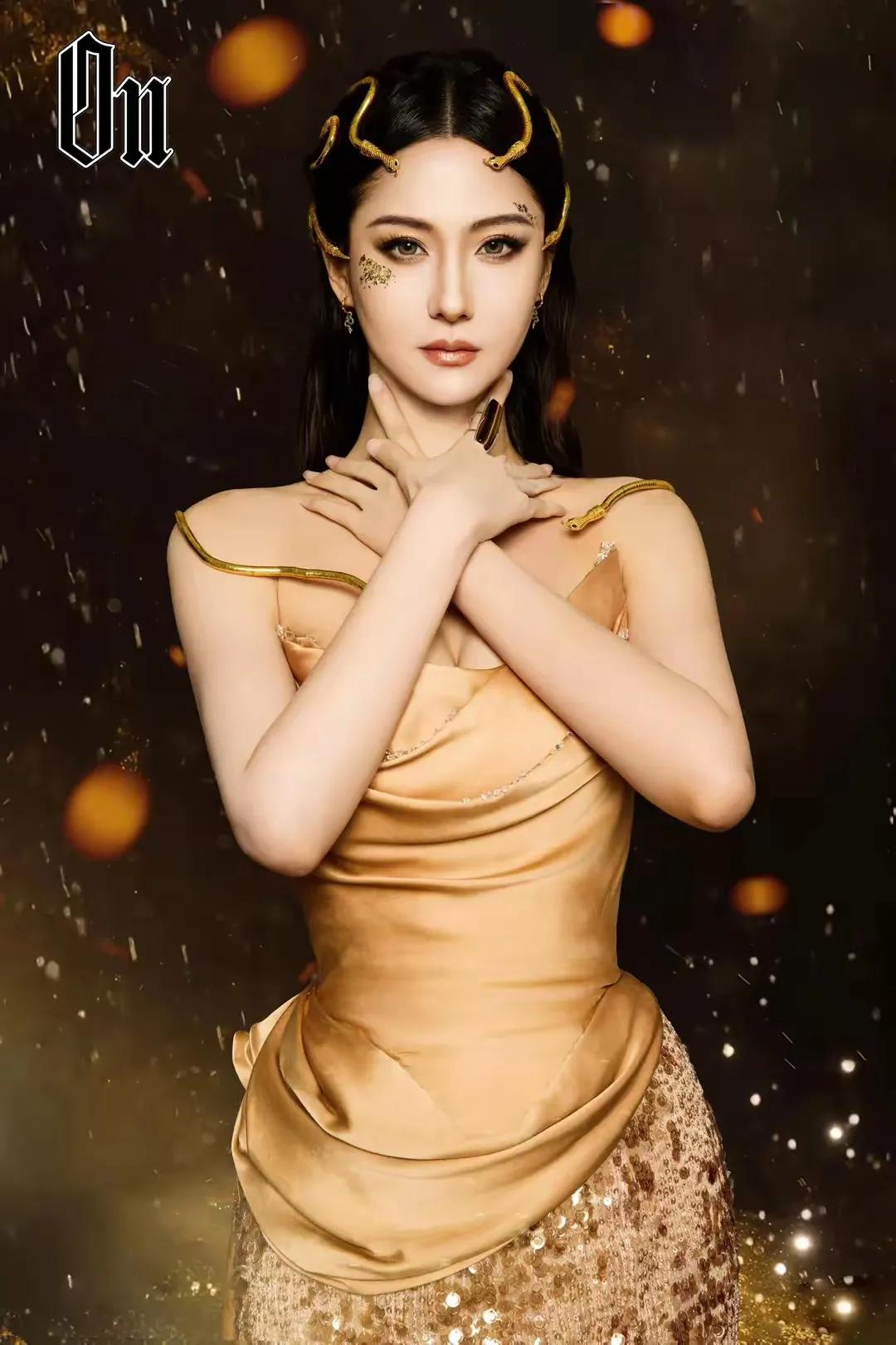 蓝心妍美图分享
