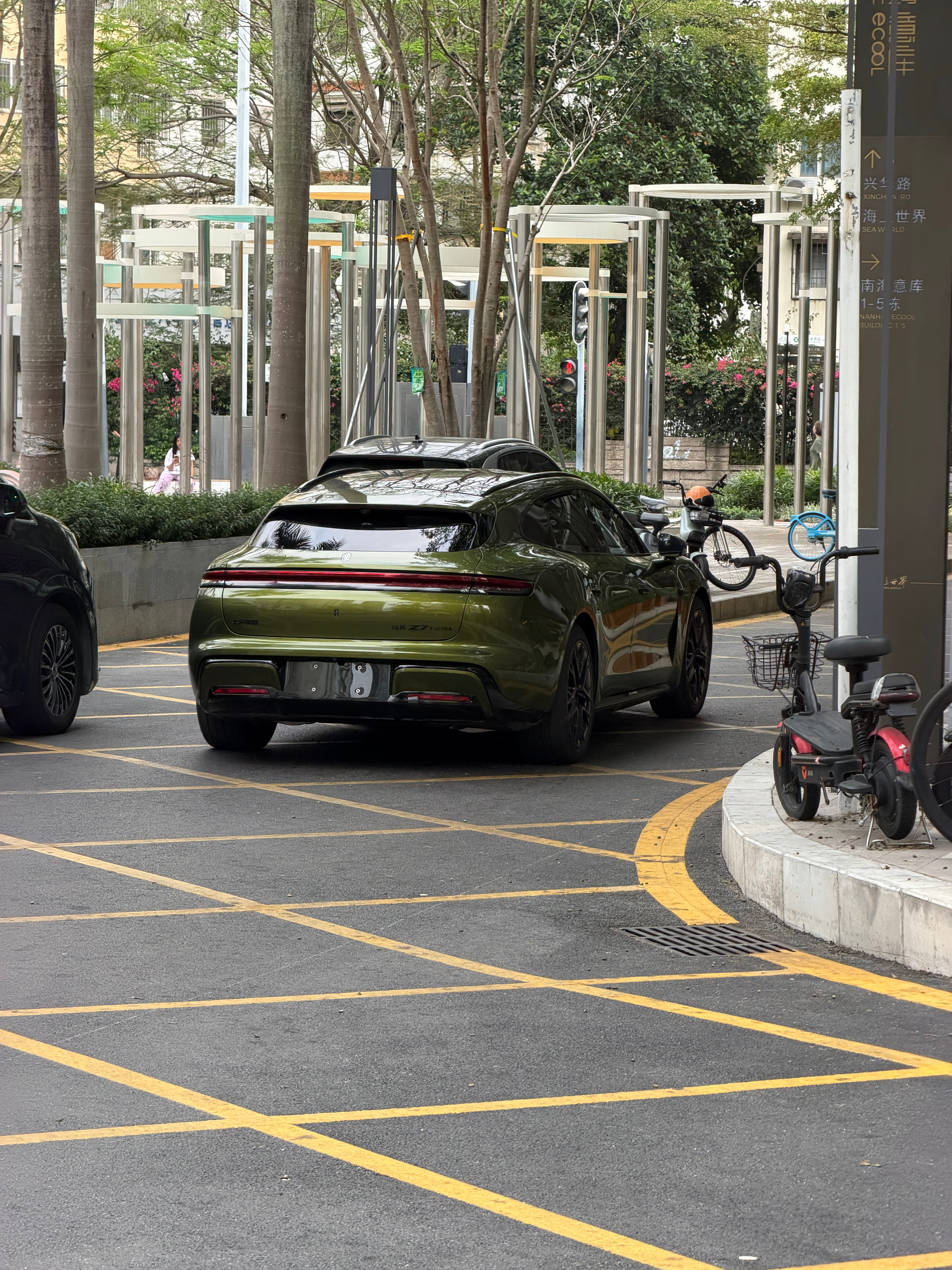 哎呀，没看错，这是尚界Z7T吧，哪个媒体老师啊深圳·BALADE