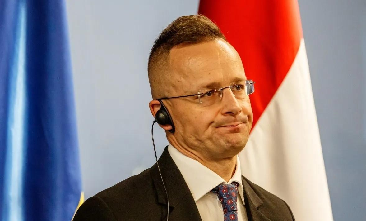 匈牙利外长西雅尔多称，“所有人都对战争感到厌烦”，乌克兰人不愿白白送死，正大规模