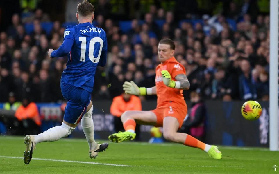 切尔西2比0埃弗顿这场球对埃弗顿来说就是一次，现实检验。切尔西首发身价是埃弗顿