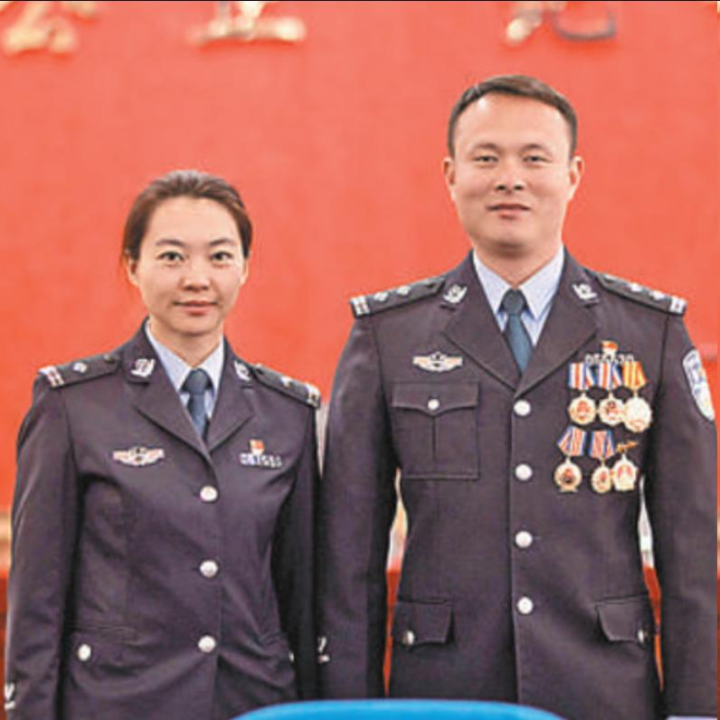云南特警邹路遥曾在执行任务时失联86天，被官方判定牺牲。86天后，妻子石琛收到境