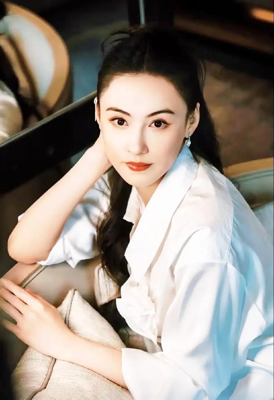 说真的，咱们都被张柏芝给“骗”了！谢霆锋早心里有数，王菲也一点不意外——45岁的