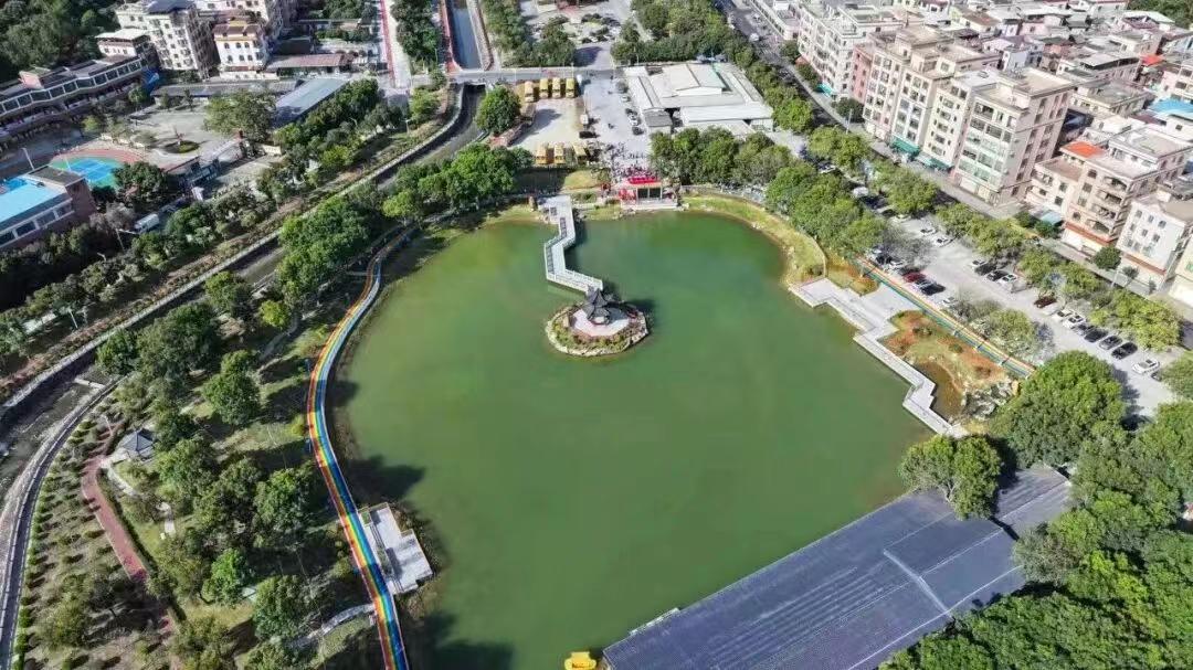 【南沙芦湾村有个芙蓉湖桃花岛你知道吗？】南沙区港湾街道芦湾村曾经半荒废的水域，经