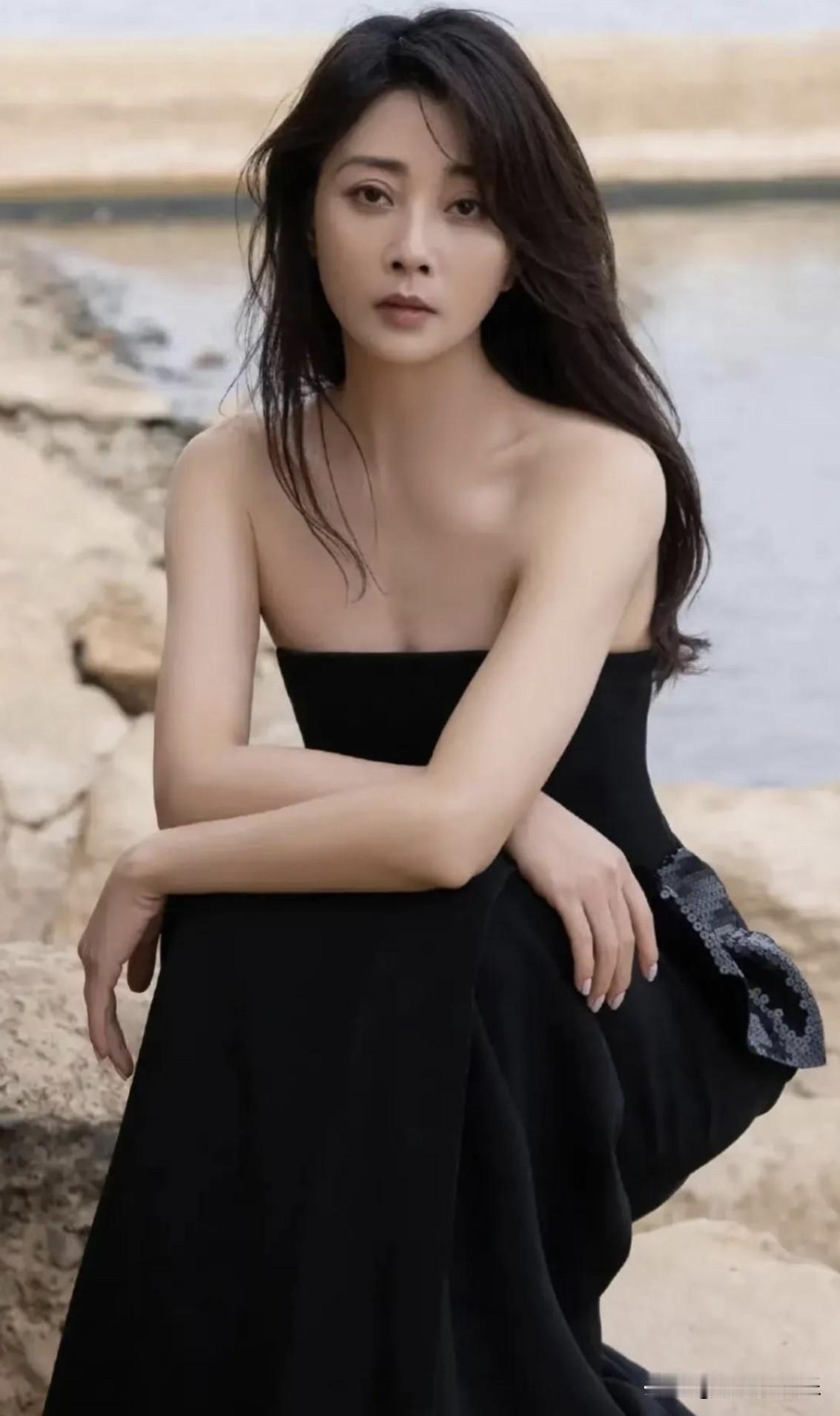 殷桃，秦岚，柳腰秦海璐，蒋勤勤，曾黎俞飞鸿，颜丙燕，左小青中年实力派女演员