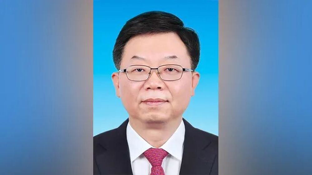 李伟, 跨省履新