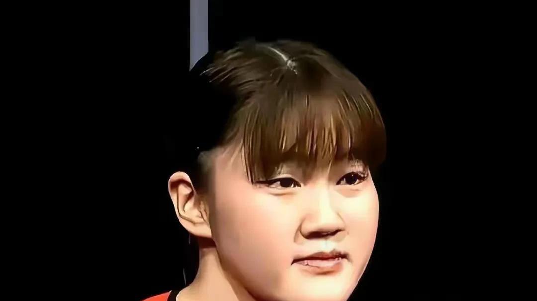 大藤沙月抢积分的计划落空了多哈世乒赛，依藤美诚4:1大迪晋级4强，挣了700积