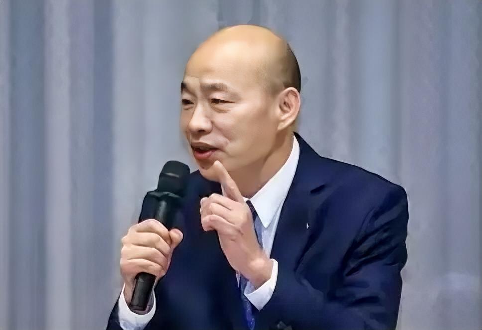 韩国瑜怒发长文，“三该”承诺响彻全岛，卓荣泰面临暴风雨般的压力！谁是小丑？因