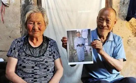 她伪装中国人，操着地道陕南方言，在秦岭深山活了76年，临死前一张照片暴露身份，全
