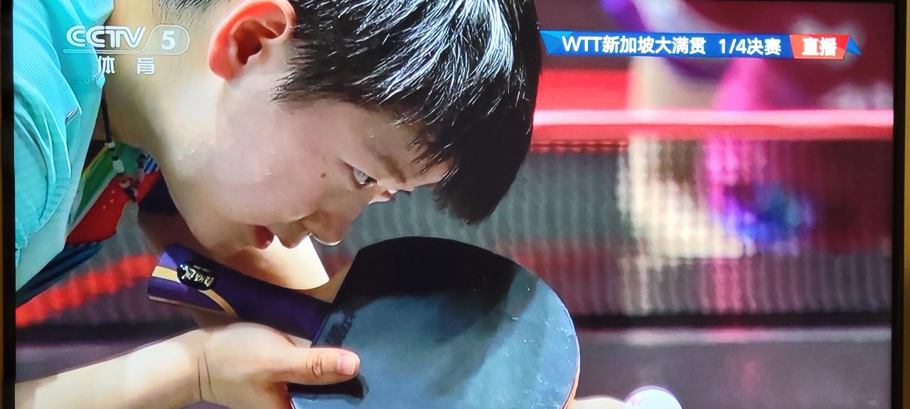 恭喜莎莎4:2战胜早田希娜，晋级四强，半决赛会师陈熠！这场球一波三折，莎莎率先