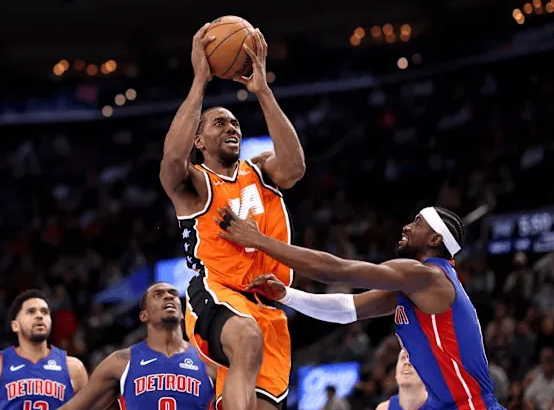 NBA常规赛，快船112-99战胜活塞。全场比赛，伦纳德26中17，三分10中