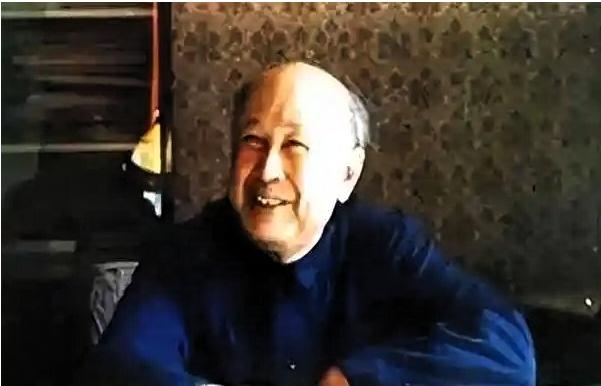 台湾评论员唐湘龙说，这次伊朗事件，更加印证了钱学森说的那段话:“如果有一天，原子