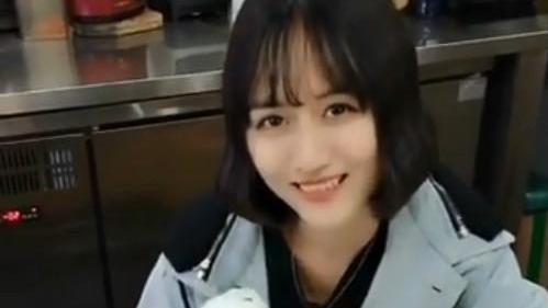 恶搞女网管 美女网管朵儿更新段子了,朵儿微微