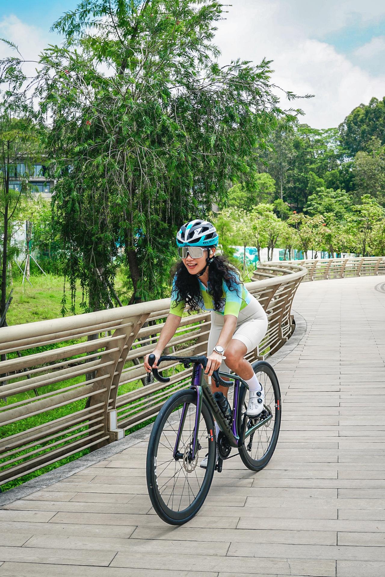 骑行的尽头，不是某一个地点，而是更勇敢、更从容、更热爱生活的自己。