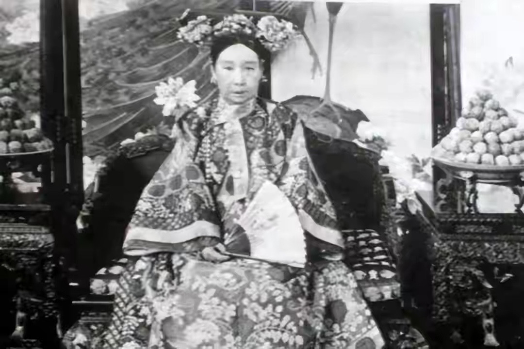慈禧三大难堪事件结合权威史料与流传较广的历史记载，慈禧一生最具代表性的三大难堪/耻辱事件，分别是仓皇